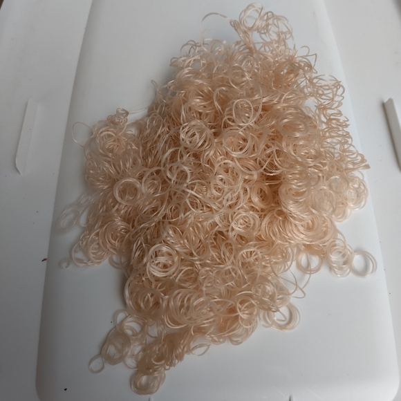 Loose Curly Blonde Doll Hair for Doll Making - Picture 1 of 2